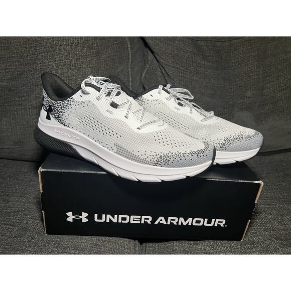 Under Armour Men's HOVR Turbulence 2 Running Shoe - Size 11 - Picture 1 of 9